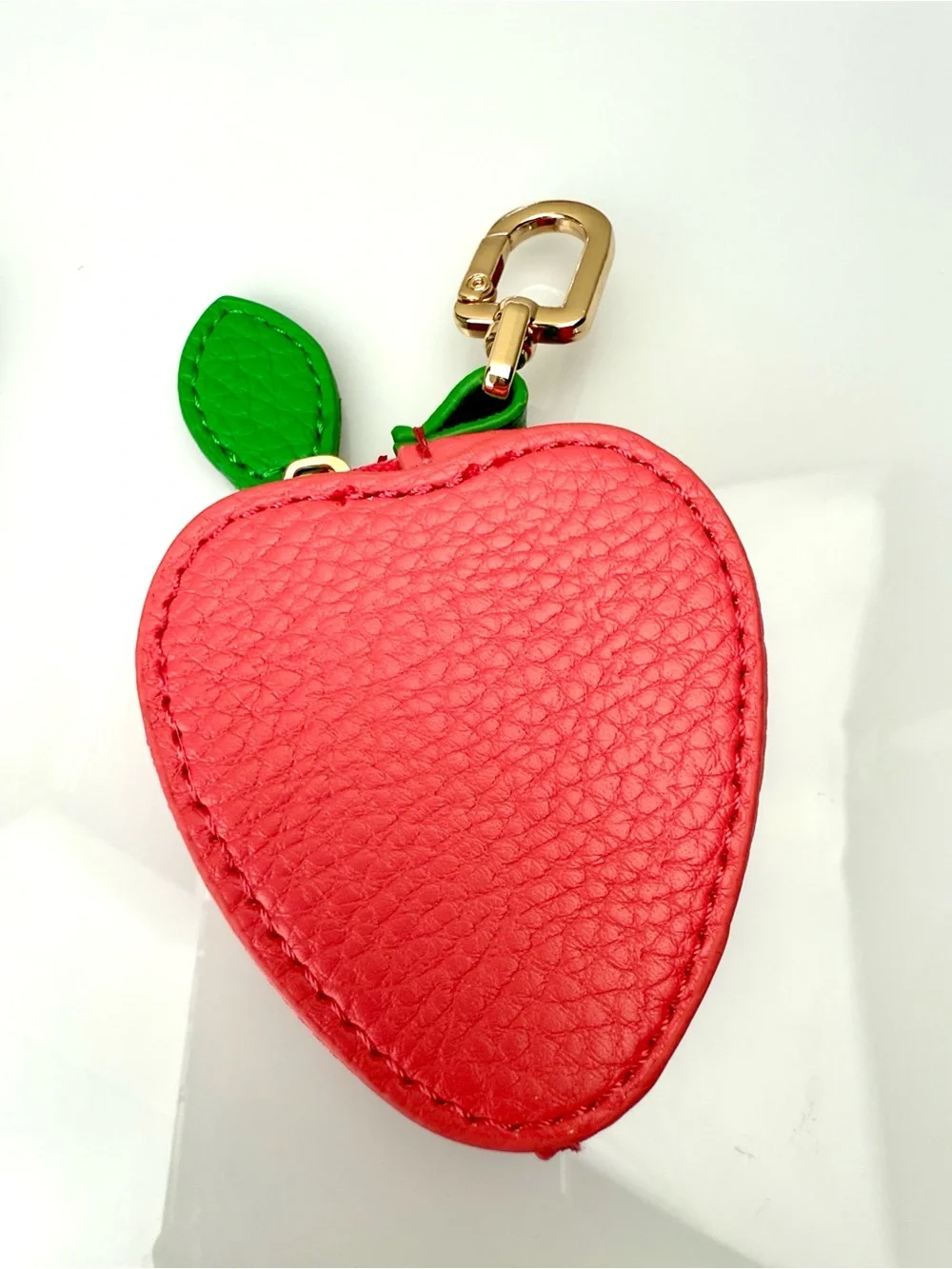 🍓 Strawberry Coin Pouch Keychain Micro Mini Bag Charm